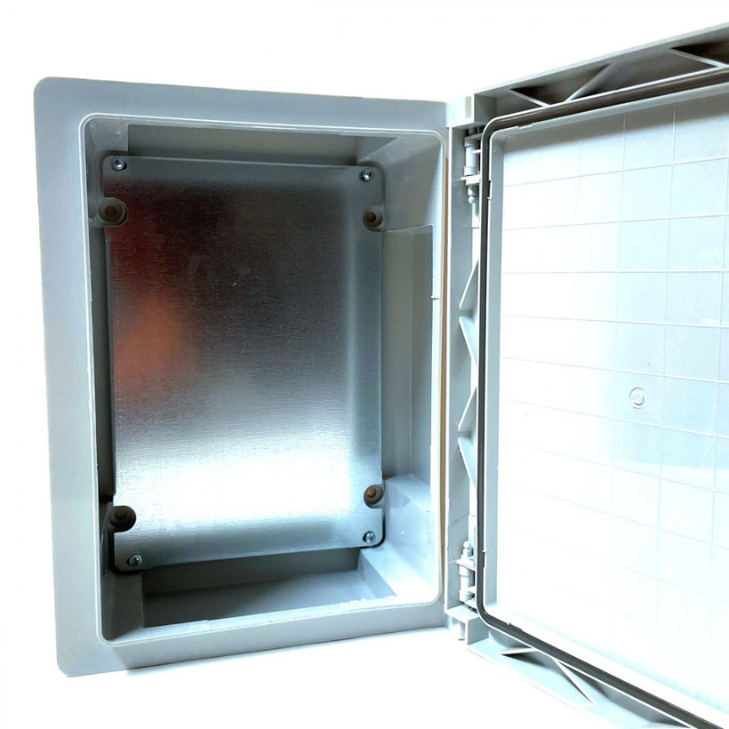 Rozvádzač plastový IP65 250x330x130mm