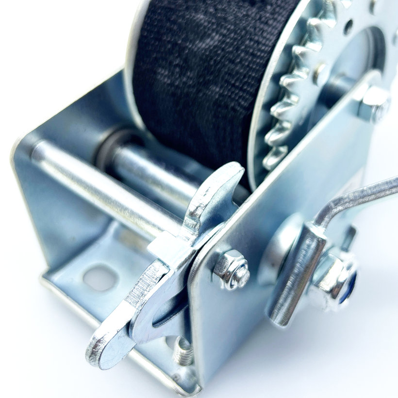 Ručný navijak s textilným pásom 550kg