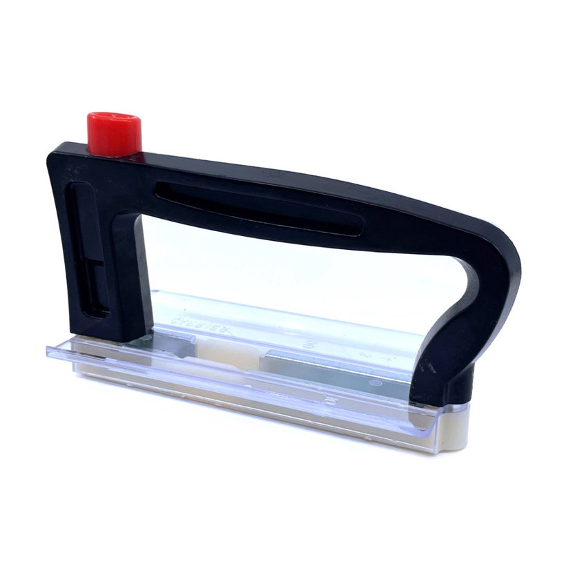 Držiak k nožovým poistkám