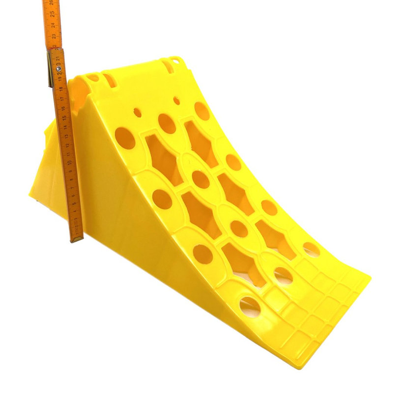 Zakladací klin pod kolesá 415 mm