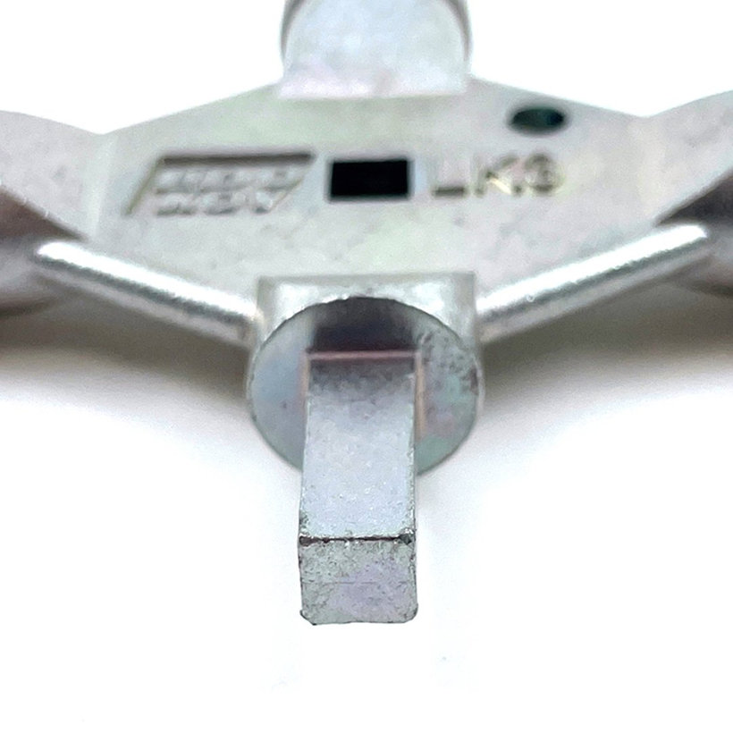 Viacúčelový kľúč (LK3)