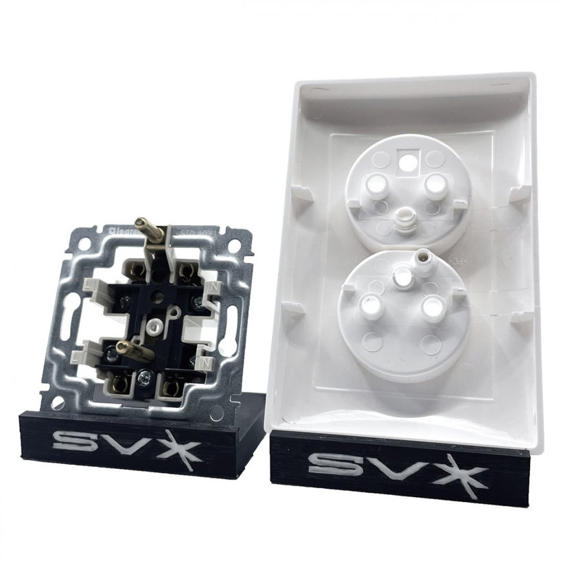 Valena dvojzásuvka biela