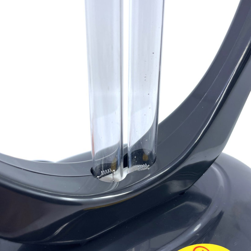 Germicídna dezinfekčná lampa pre sterilizáciu priestoru