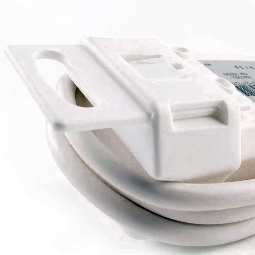 Predlžovací kábel 6-zásuvkový s vypínačom biely 3m