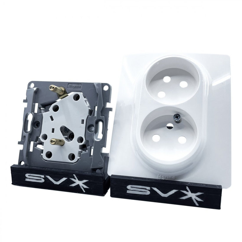 Niloé dvojzásuvka biela