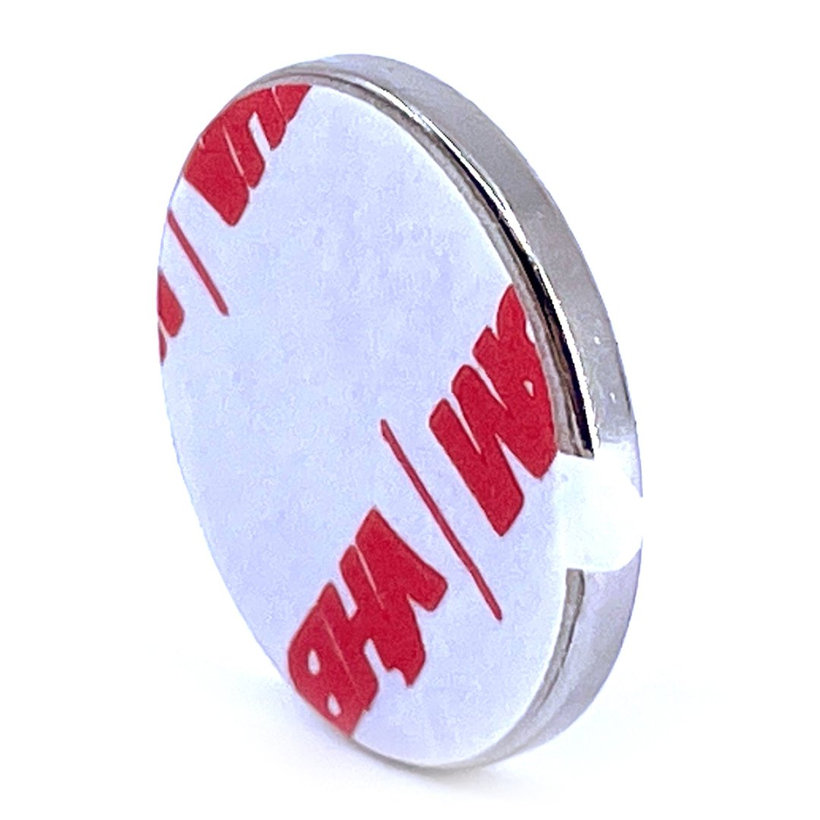 Magnet - kotúčový samolepiaci