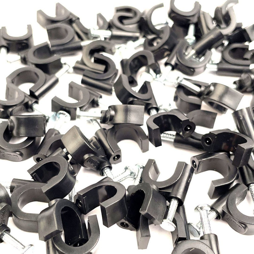 Kabelážna príchytka oválna čierna 6mm