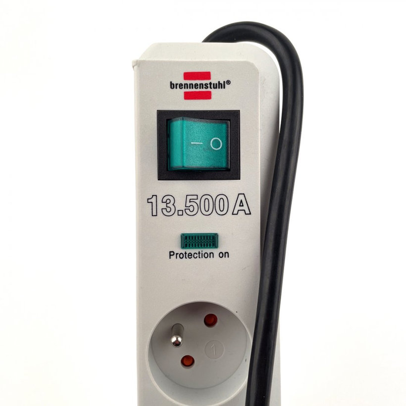 Prepäťová ochrana Eco-Line, šedá s vypínačom 1,5m