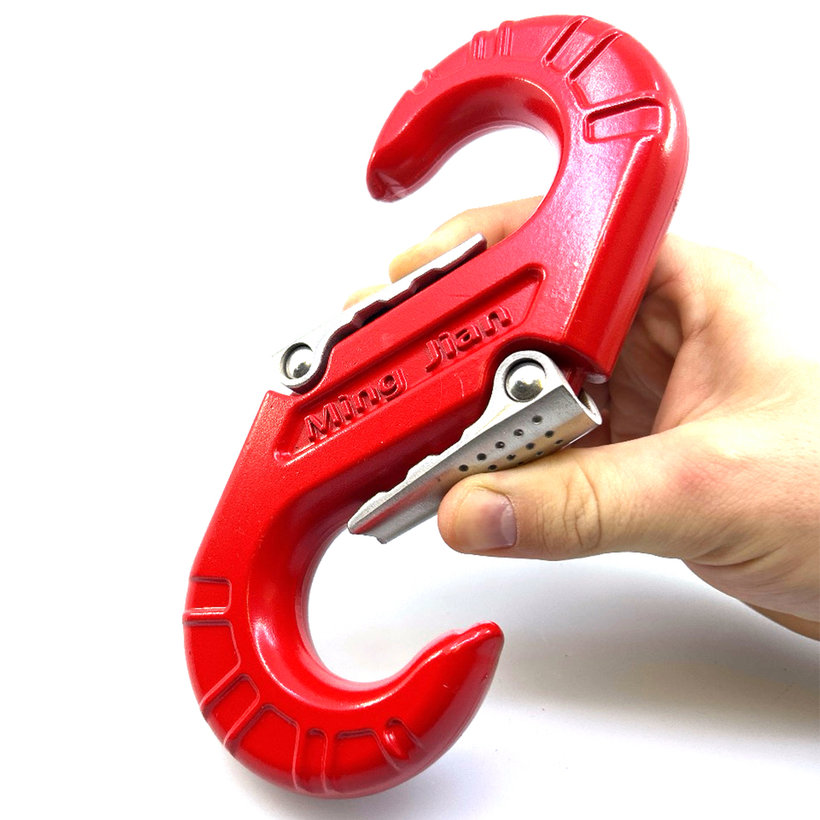 Hliníkový hák s poistkou – červený