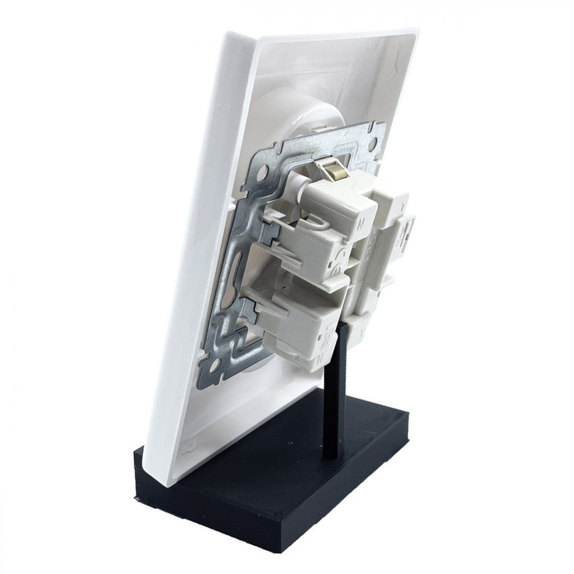 Valena dvojzásuvka biela