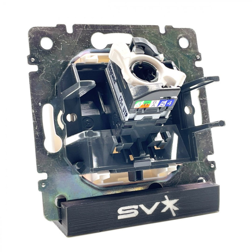 Valena zásuvka dátová 1xRJ45 UTP biela