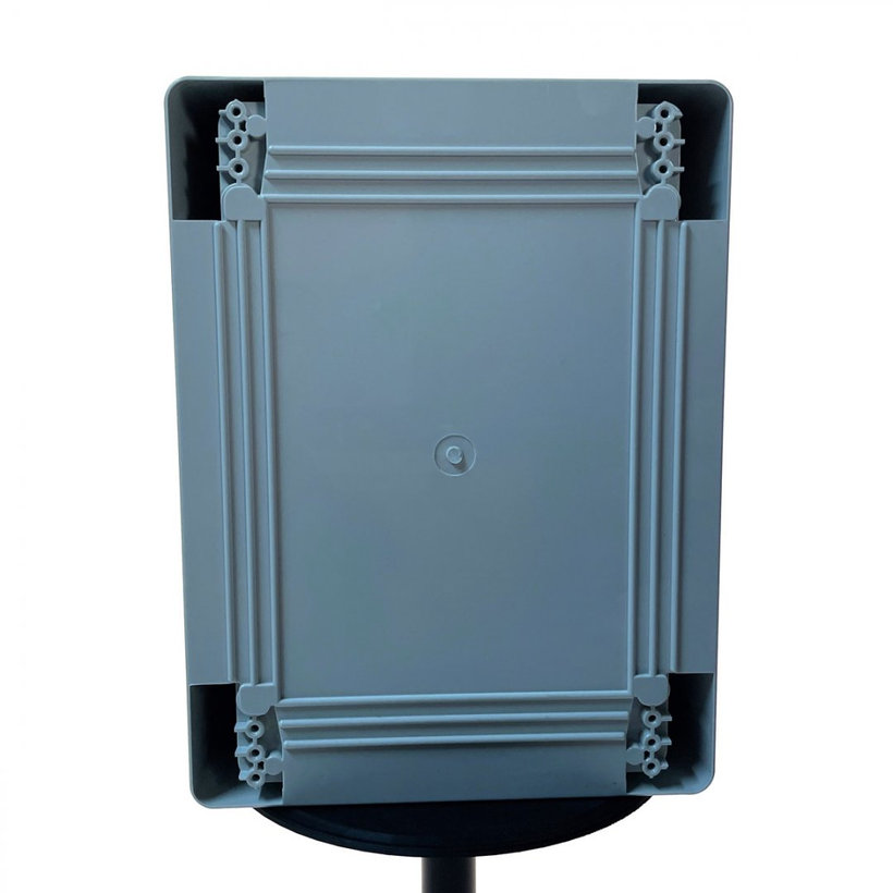 Rozvádzač plastový IP65 180x240x130 mm