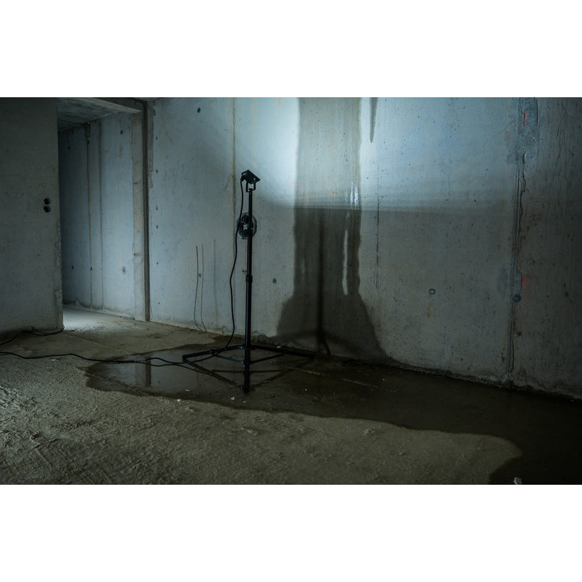 Trojnožkový LED reflektor JARO 3060 T