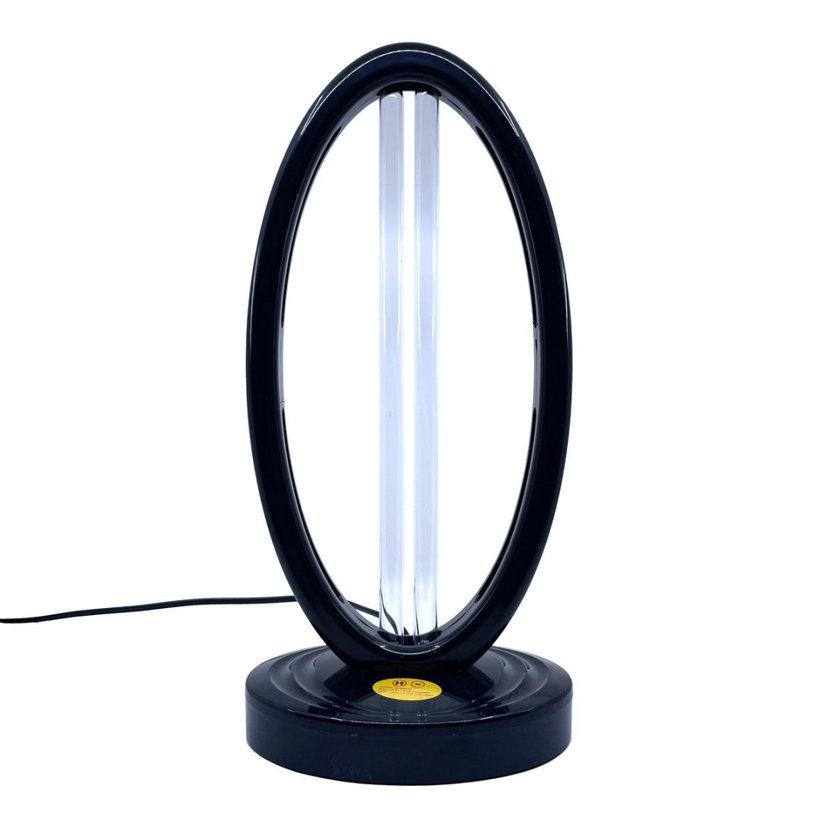 Germicídna dezinfekčná lampa pre sterilizáciu priestoru s ozónom