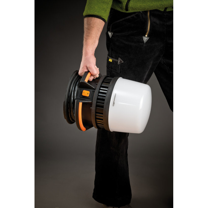 LED stavebný reflektor ORUM 360° – 97 W, 12 600 lm, IP54