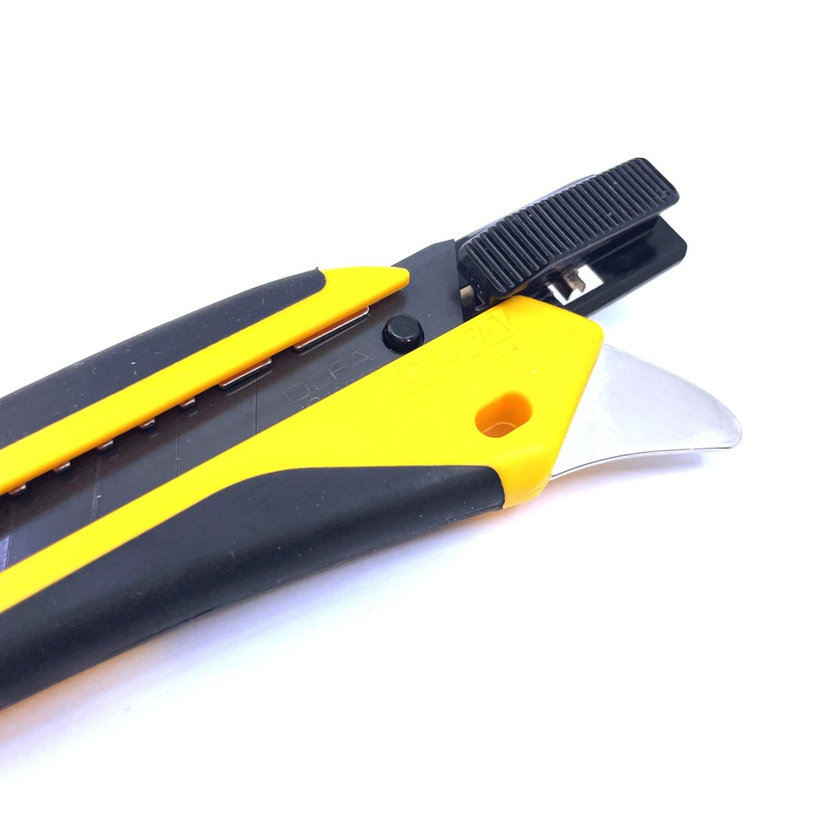 Nôž univerzálny olamovací 18mm