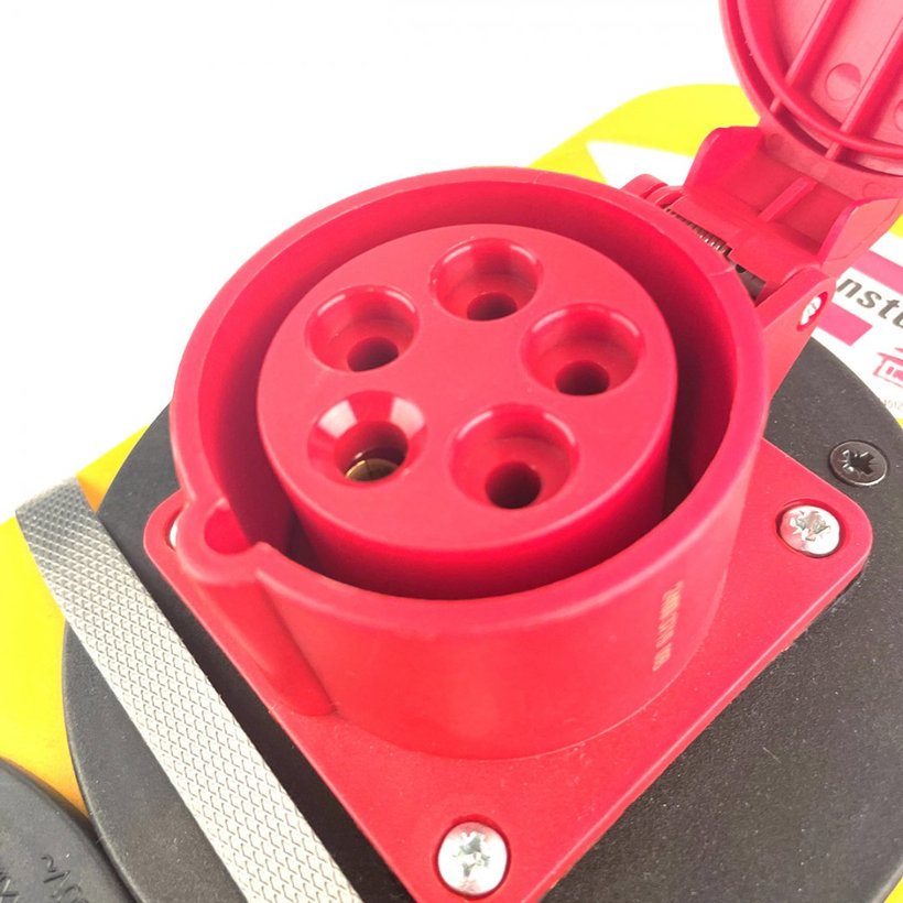 Elektrický rozvádzač CEE 1-2m