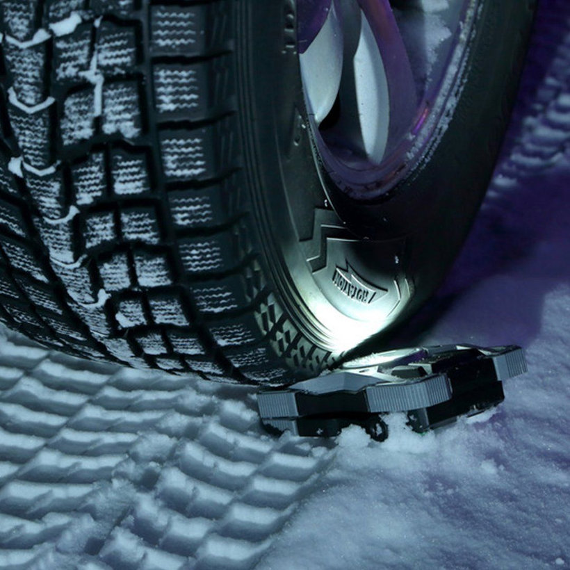 Mobilný nabíjateľný LED reflektor RUFUS 1500 MA