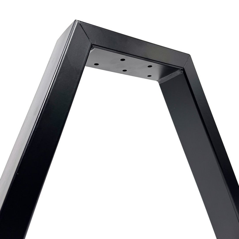 Noha stola lichobežník