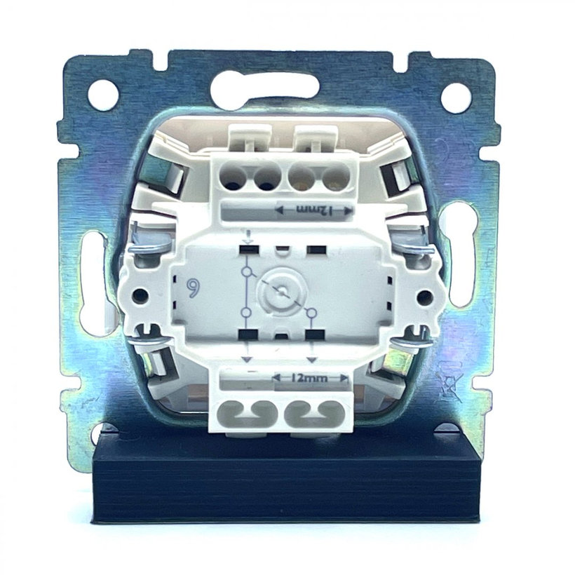 Valena vypínač č.6 biely