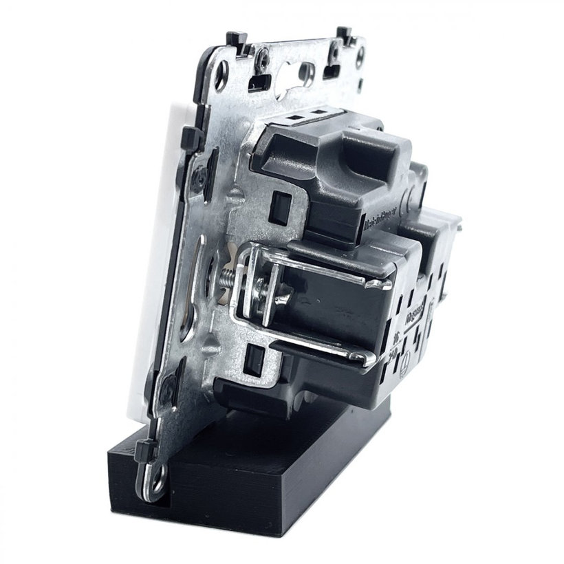 Valena LIFE 1-zásuvka biela