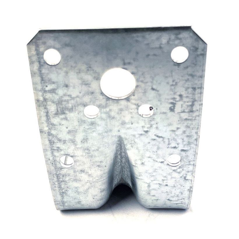 Uholník s prelisom KP 105x105x90mm