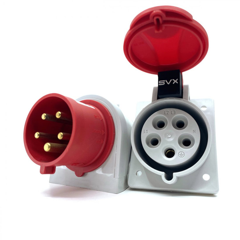 Prívodka nástenná 32A/4 IPN 3243