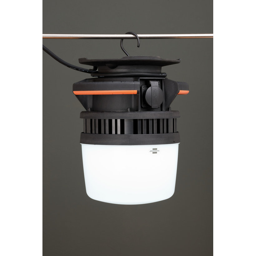 LED stavebný reflektor ORUM 360° – 97 W, 12 600 lm, IP54