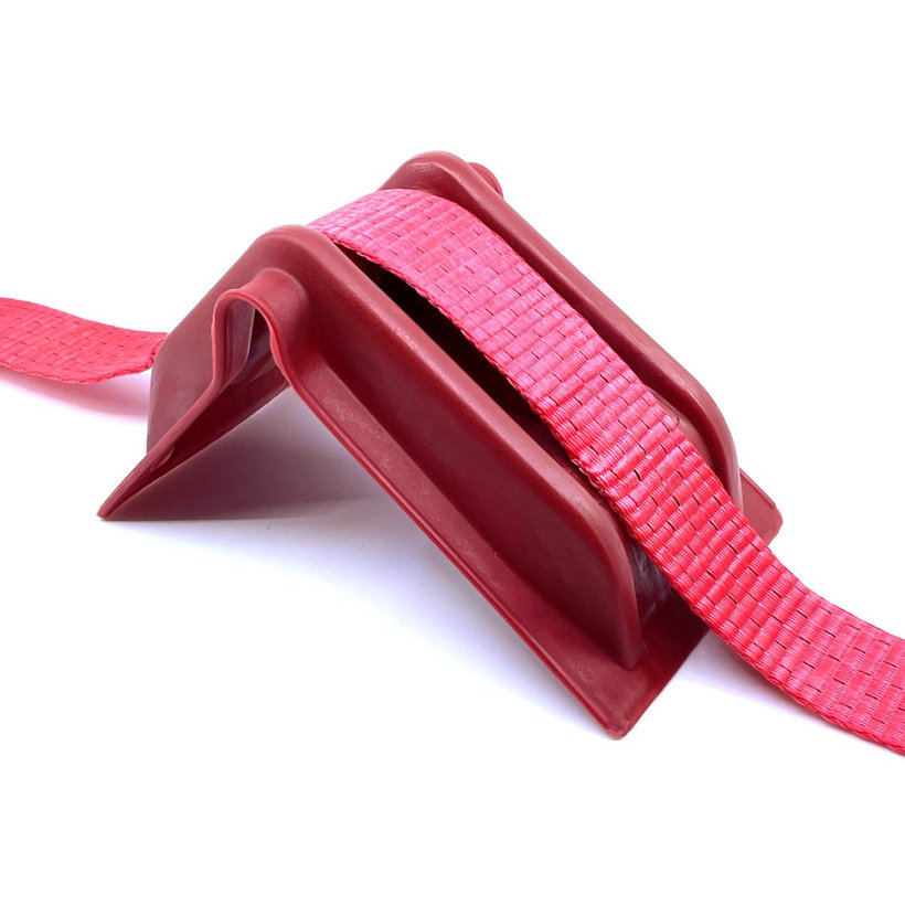 Ochranný plastový roh červený 220x145x130mm