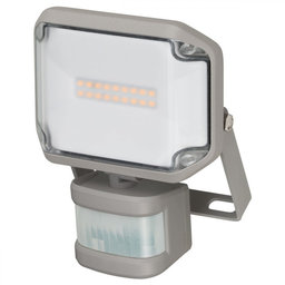 LED reflektor s infračerveným pohybovým snímačom
